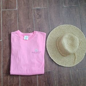 Hot pink simply southern tee with cheetah print on back
